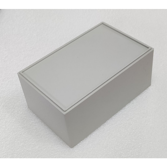 ΚΟΥΤΙ ΠΛΑΣΤΙΚΟ ABS (110χ70χ48mm) ΜΕ ΠΑΤΟ ΑΛΟΥΜΙΝΙΟΥ
